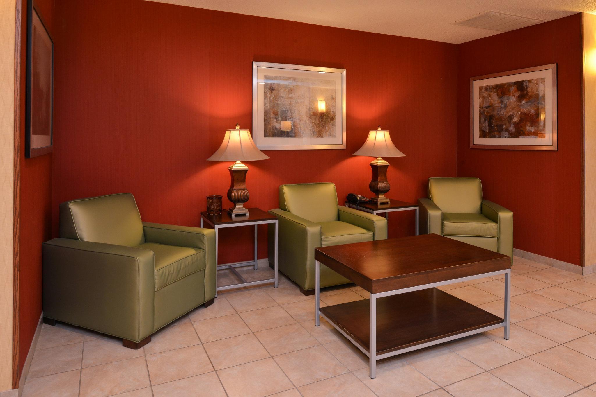 Holiday Inn Express Hotel & Suites Lancaster-Lititz By Ihg Екстер'єр фото